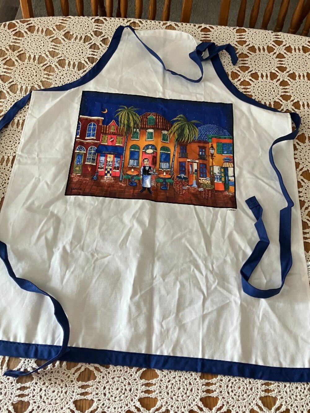 Disney Epcot International Food & Wine Festival Refuse French Pavillion Apron